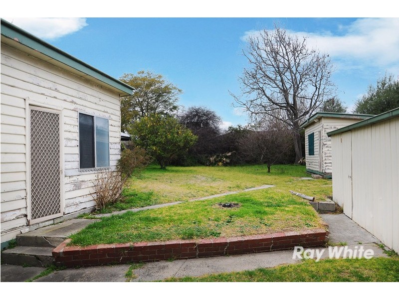 24 Leonard Street, Frankston VIC 3199