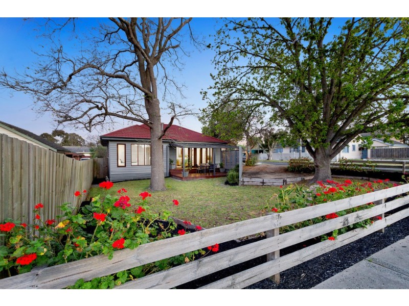 21 Foot Street, Frankston VIC 3199