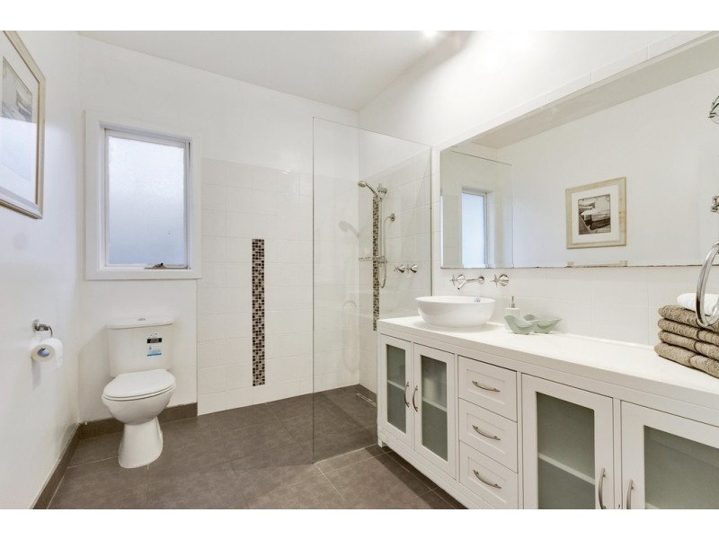 21 Foot Street, Frankston VIC 3199