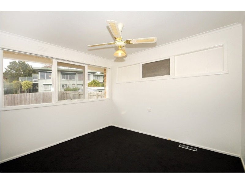 24 Hillcrest Road, Frankston VIC 3199