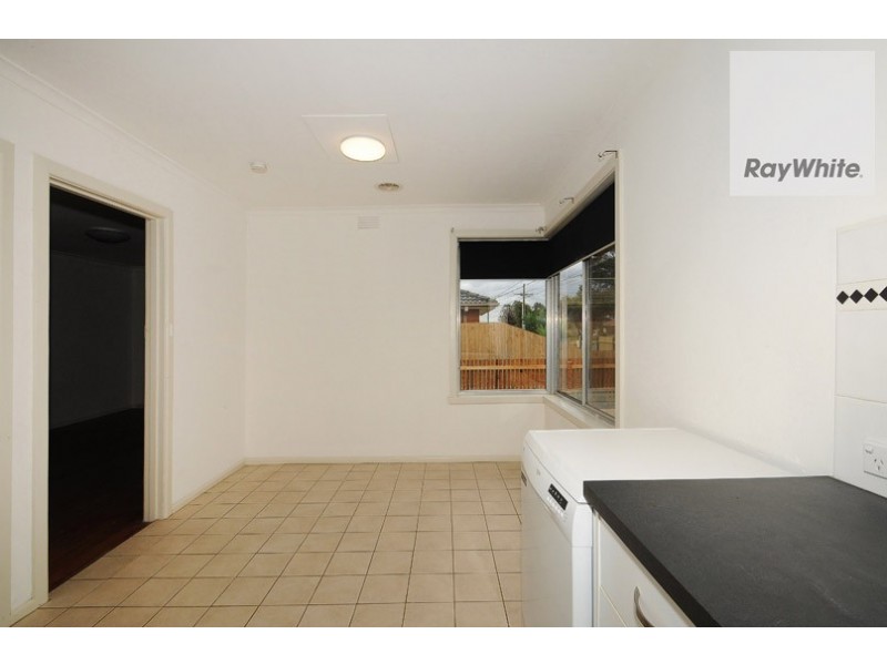 7 Binding Avenue, Cranbourne VIC 3977