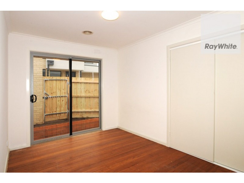 7 Binding Avenue, Cranbourne VIC 3977