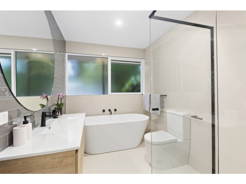 4 Taverner Square, Frankston VIC 3199