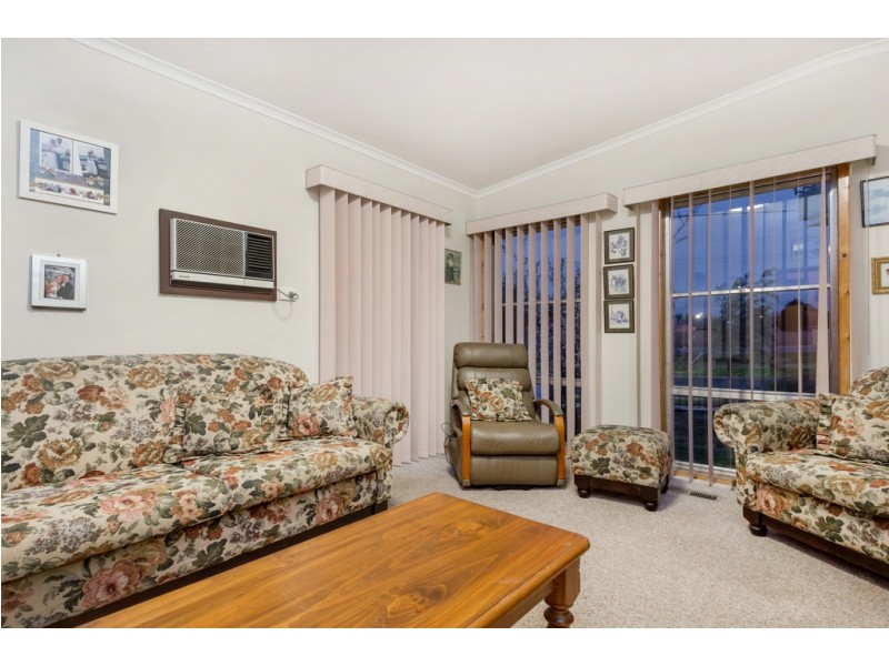 24 Ballarto Road, Frankston North VIC 3200
