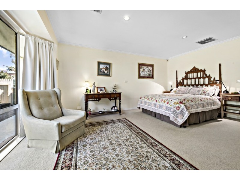 51 Aquarius Drive, Frankston VIC 3199