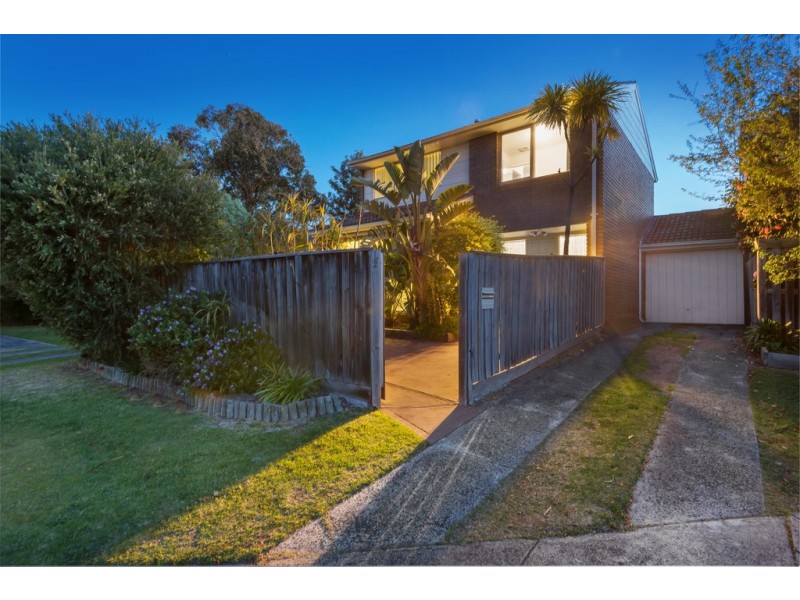 2/190 Karingal Drive, Frankston VIC 3199