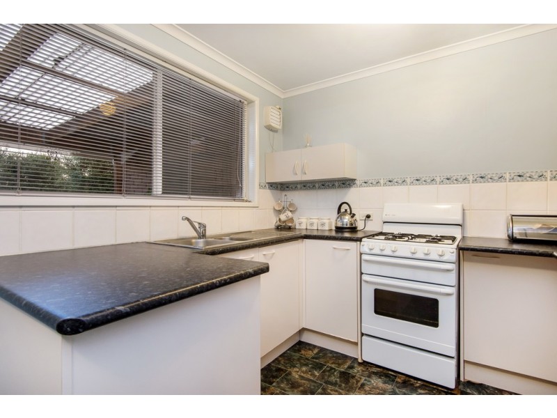 2/190 Karingal Drive, Frankston VIC 3199