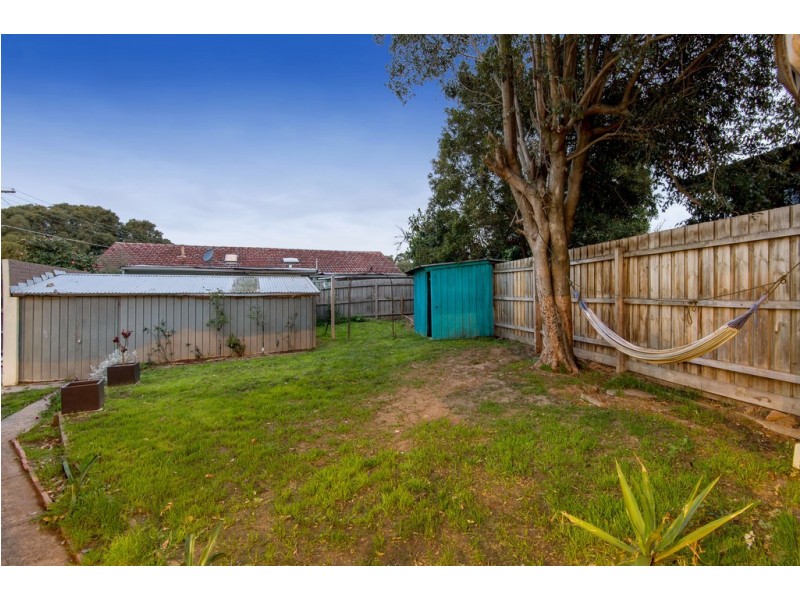 2 Golden Court, Frankston North VIC 3200