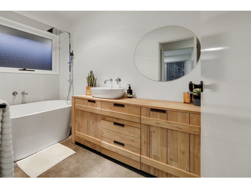 28 Partridge Crescent, Frankston VIC 3199