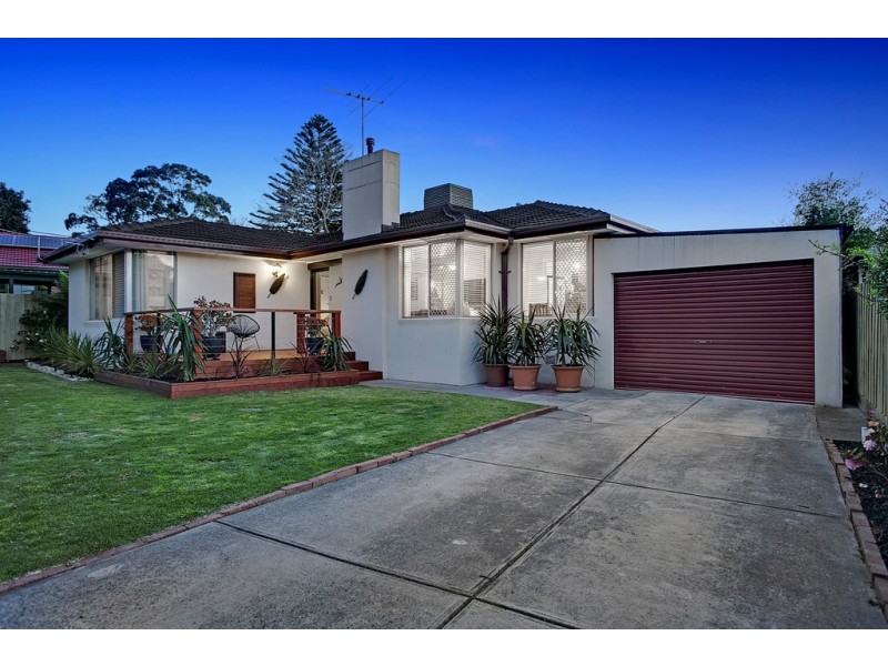 30 Fingal Drive, Frankston VIC 3199