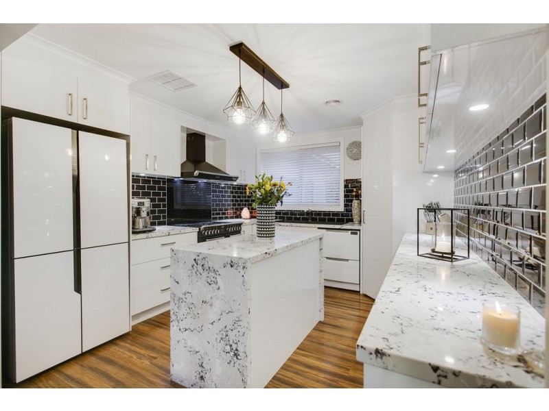 30 Fingal Drive, Frankston VIC 3199