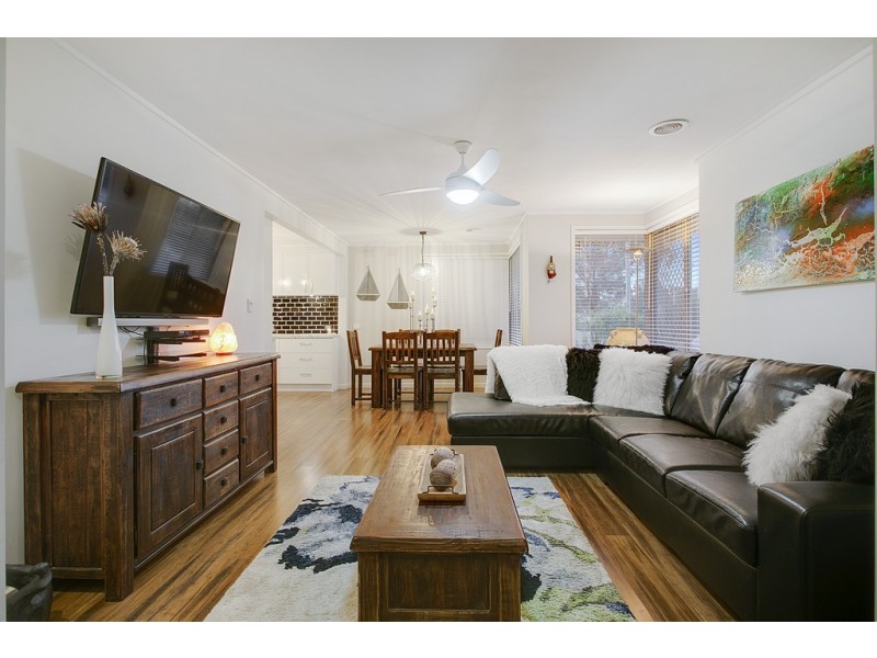 30 Fingal Drive, Frankston VIC 3199