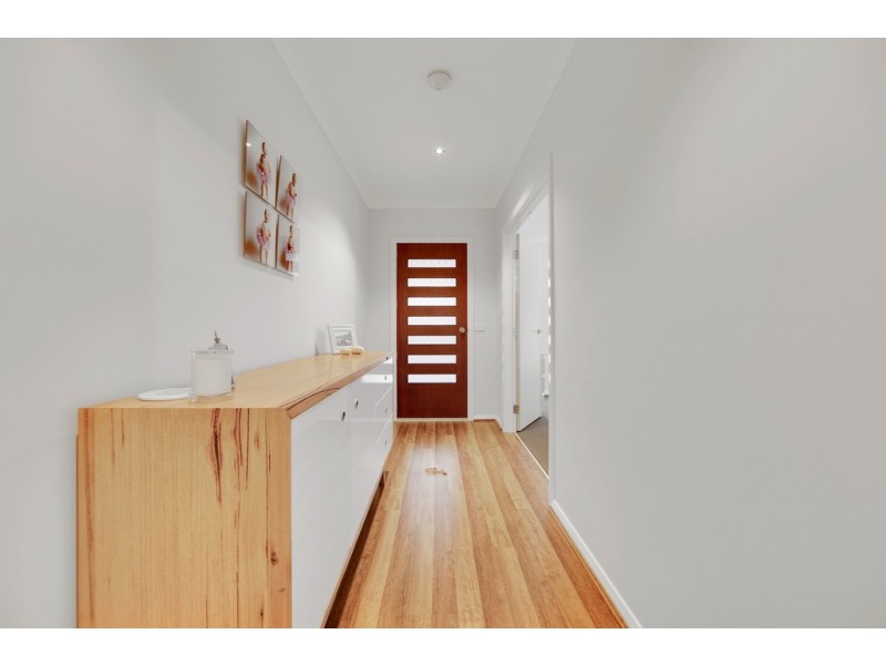 6 Serene Court, Langwarrin VIC 3910