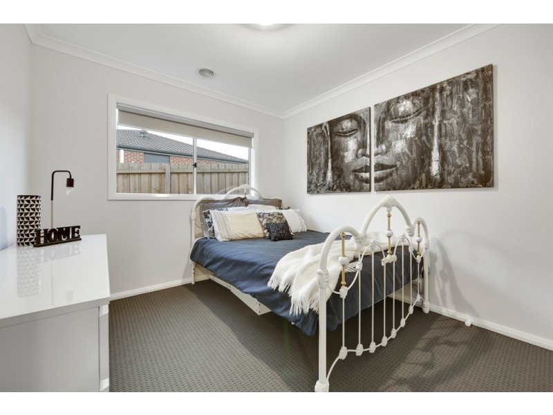 6 Serene Court, Langwarrin VIC 3910