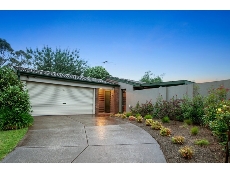 5 Ballymore Court, Frankston VIC 3199