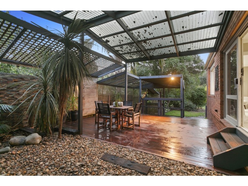 67 Raphael Crescent, Frankston VIC 3199