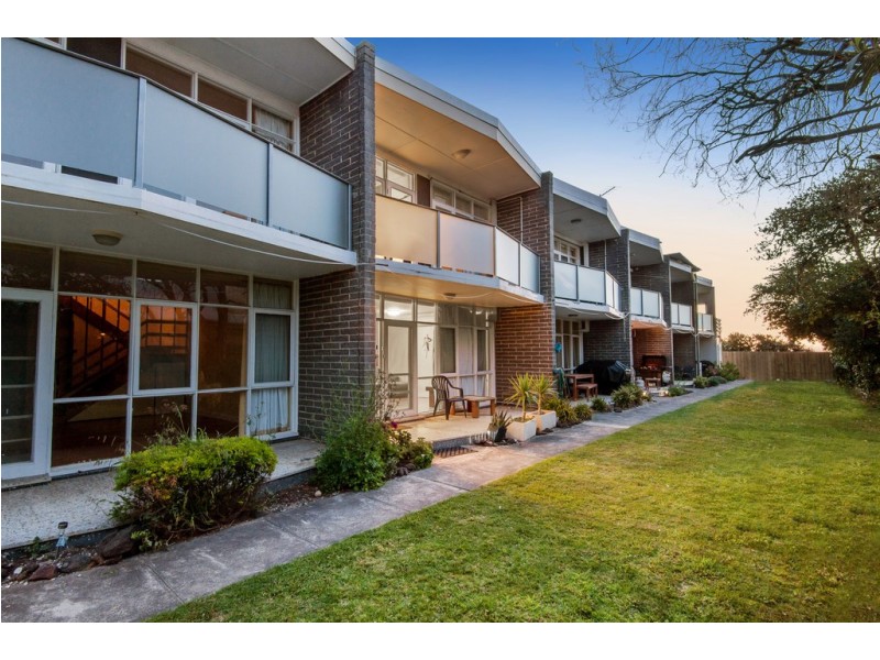 4/56 Gould Street, Frankston VIC 3199