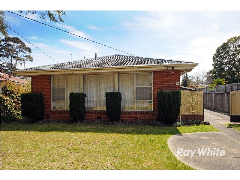 71 Armata Crescent, Frankston North VIC 3200
