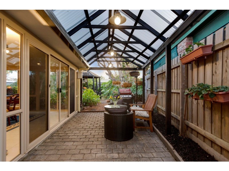 2 Lexton Court, Seaford VIC 3198