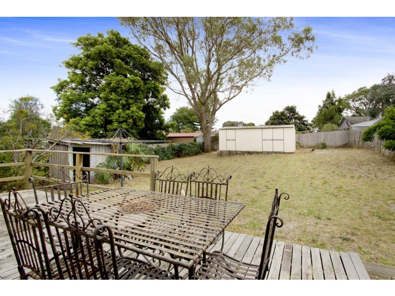 33 Coolgardie Street, Frankston North VIC 3200