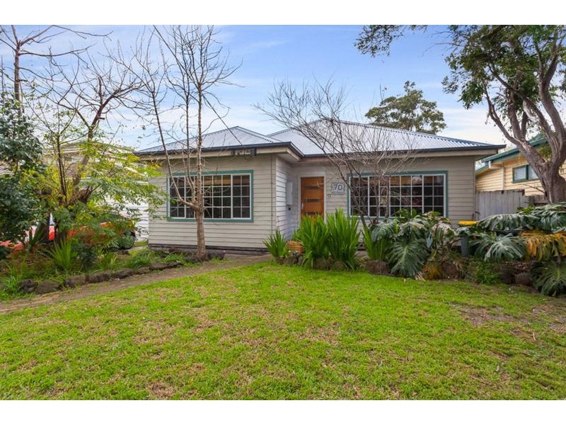 70 Seaford Grove, Seaford VIC 3198