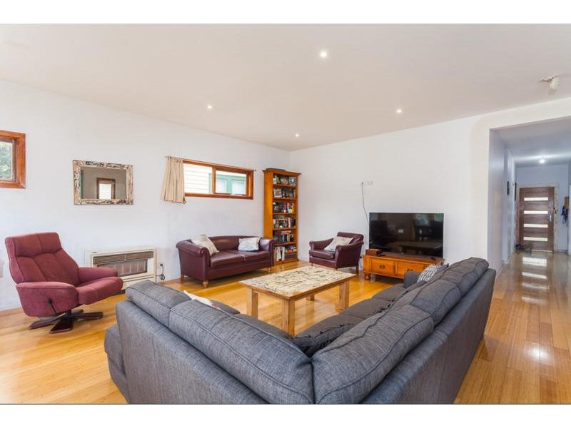 70 Seaford Grove, Seaford VIC 3198