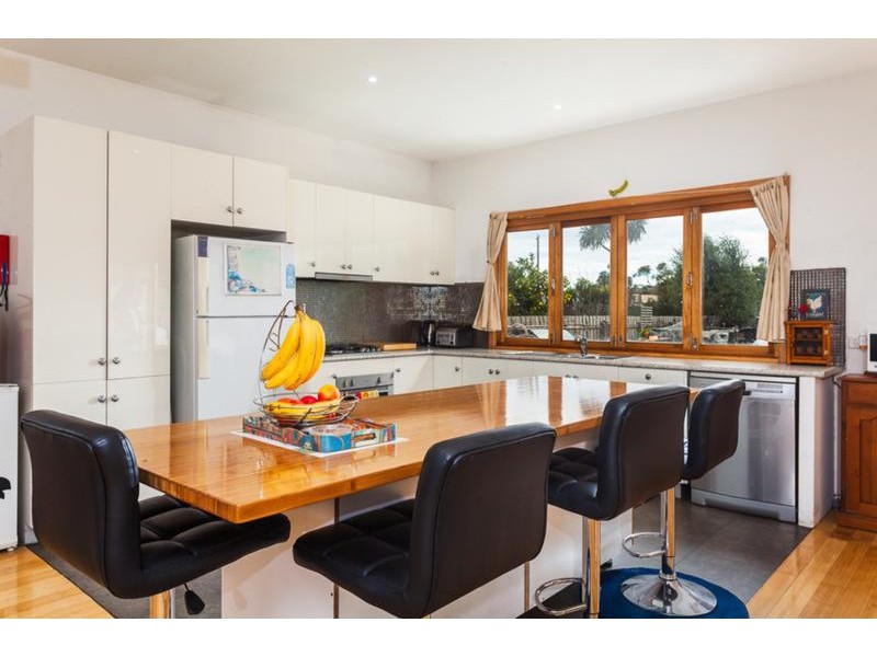 70 Seaford Grove, Seaford VIC 3198