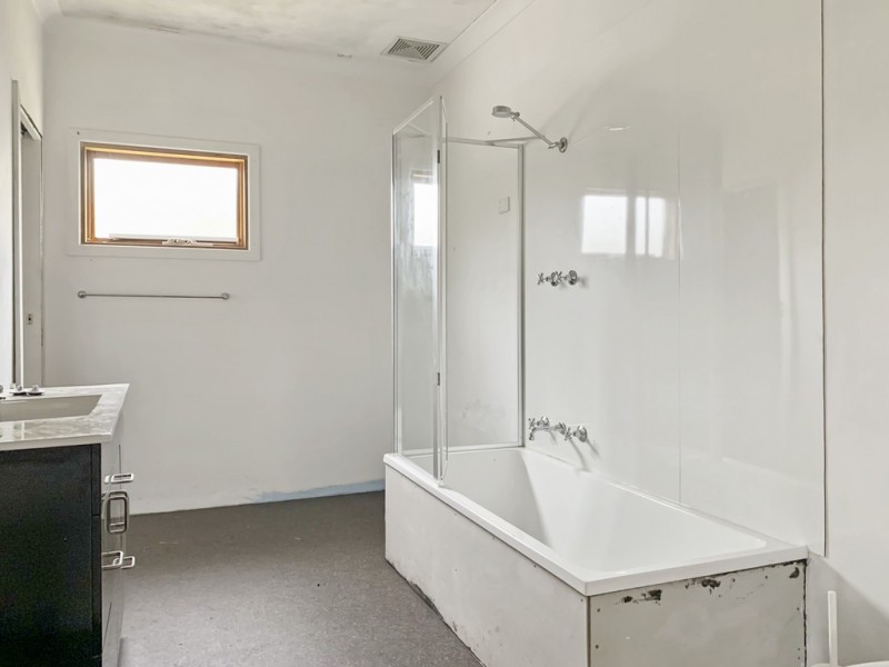 70 Seaford Grove, Seaford VIC 3198