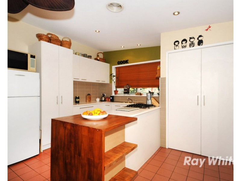 1/37 Bouvardia Crescent, Frankston North VIC 3200