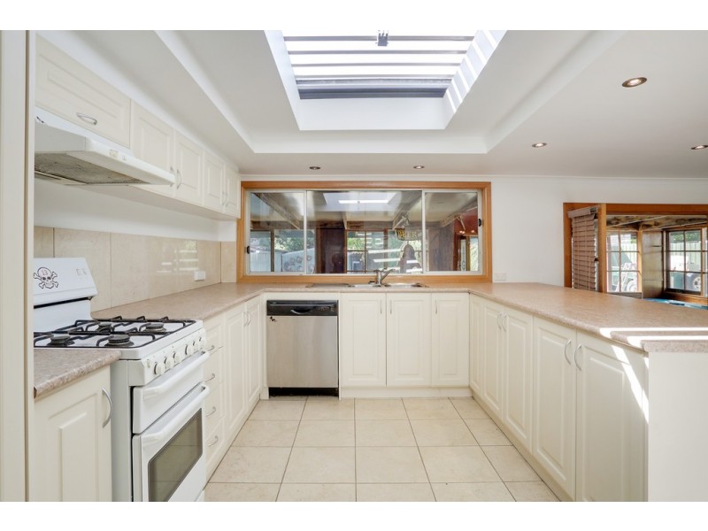 240 Frankston-Dandenong Road, Seaford VIC 3198