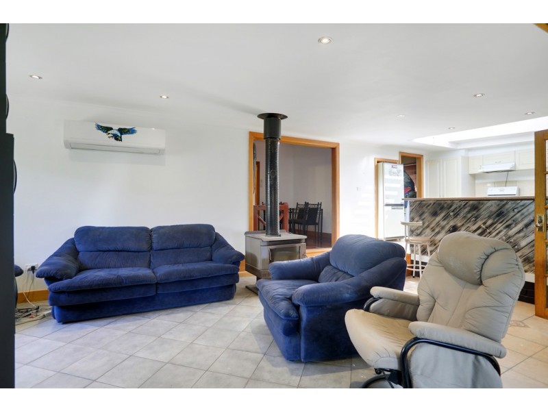 240 Frankston-Dandenong Road, Seaford VIC 3198