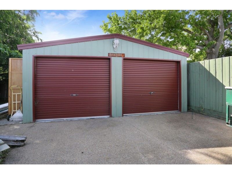 240 Frankston-Dandenong Road, Seaford VIC 3198