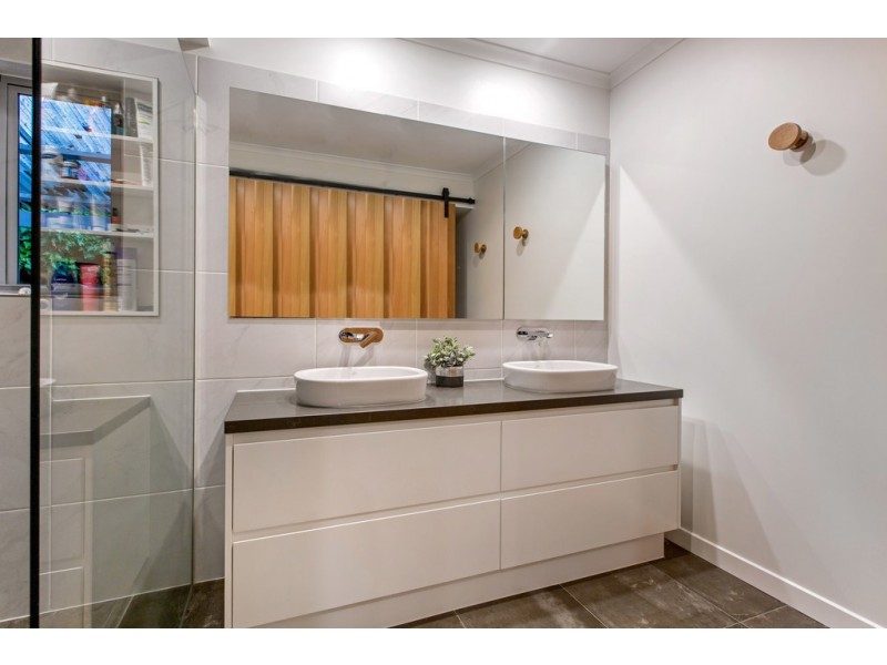 33 Humphries Road, Frankston South VIC 3199