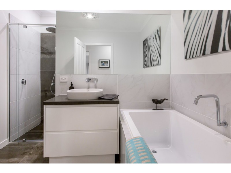 33 Humphries Road, Frankston South VIC 3199