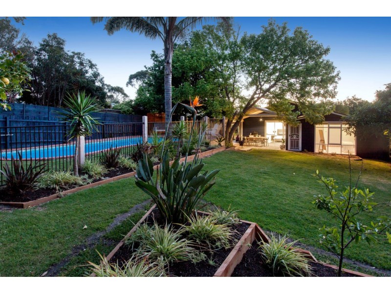 33 Humphries Road, Frankston South VIC 3199