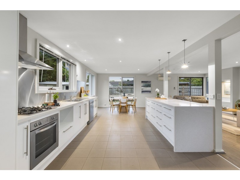 40 Lipton Drive, Frankston VIC 3199