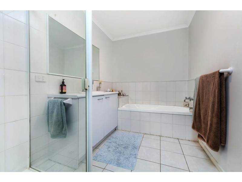 4/3 Sassafras Drive, Frankston VIC 3199