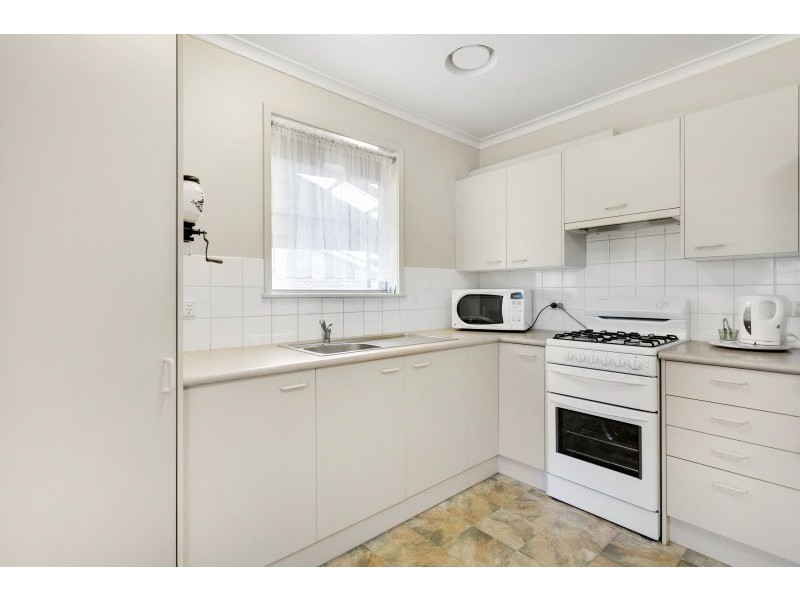 69 Excelsior Drive, Frankston North VIC 3200