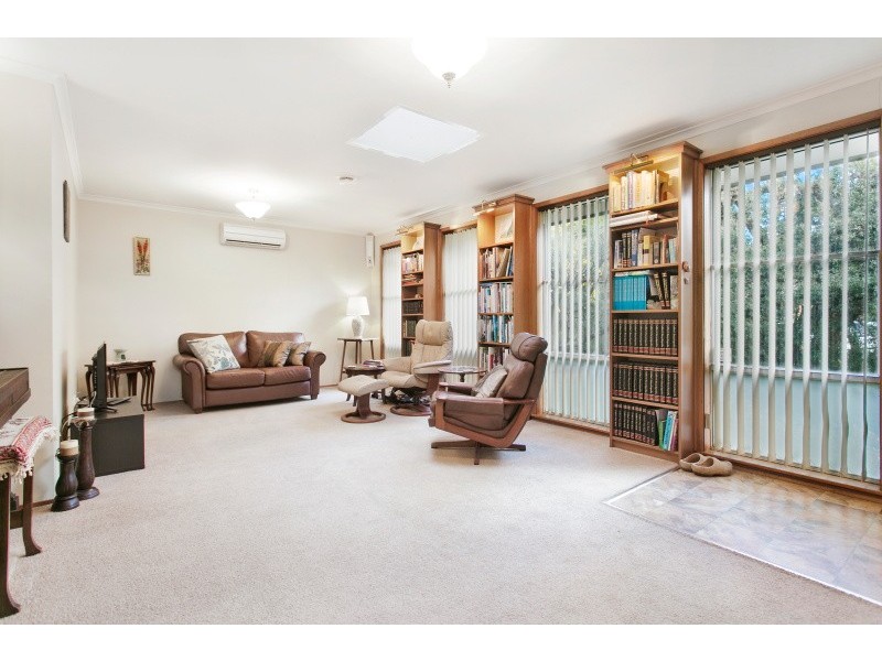 69 Excelsior Drive, Frankston North VIC 3200