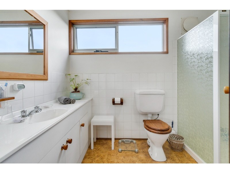 69 Excelsior Drive, Frankston North VIC 3200