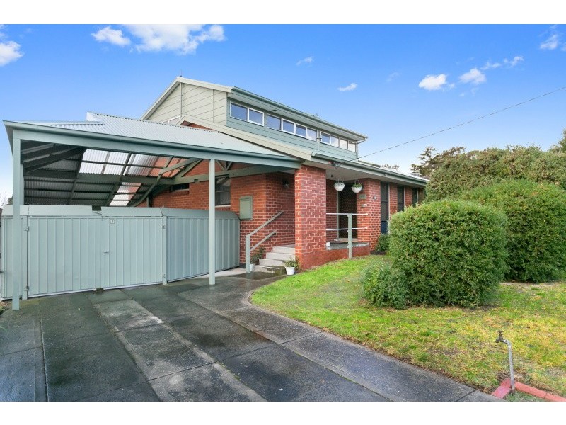 69 Excelsior Drive, Frankston North VIC 3200