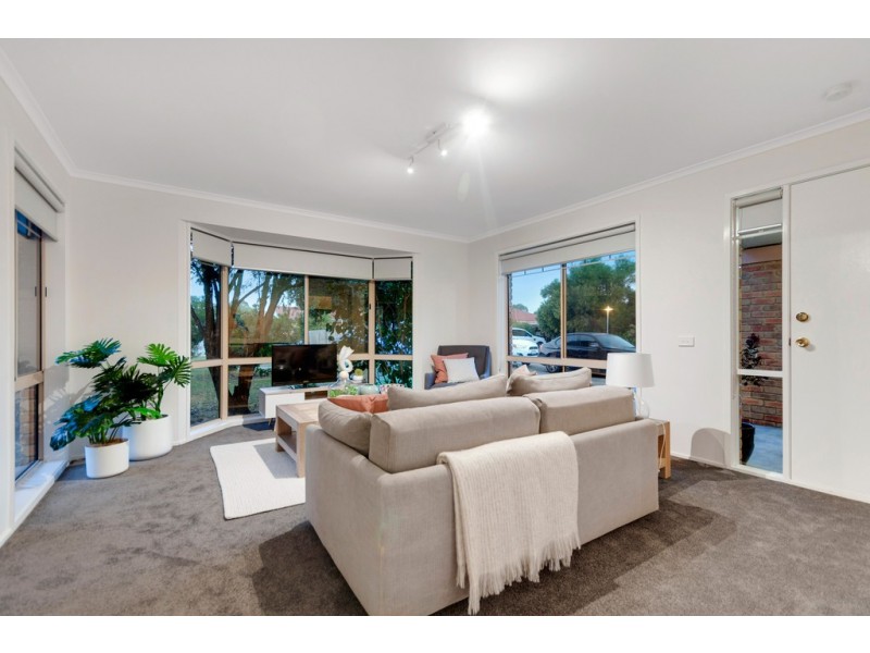 27/1 Young Street, Seaford VIC 3198