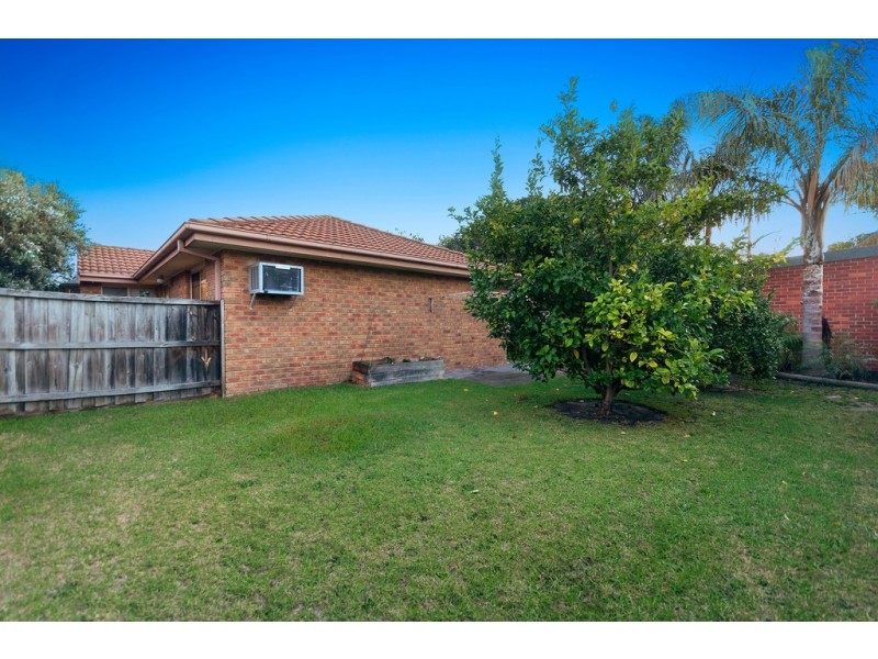 27/1 Young Street, Seaford VIC 3198