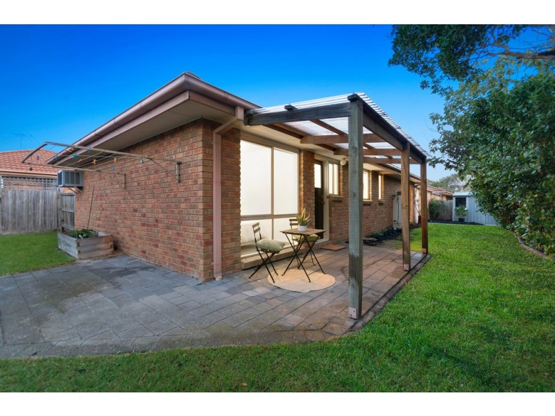 27/1 Young Street, Seaford VIC 3198