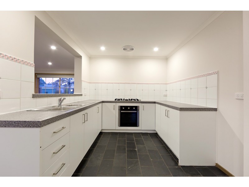 19 Bokissa Drive, Frankston VIC 3199