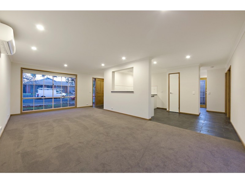 19 Bokissa Drive, Frankston VIC 3199