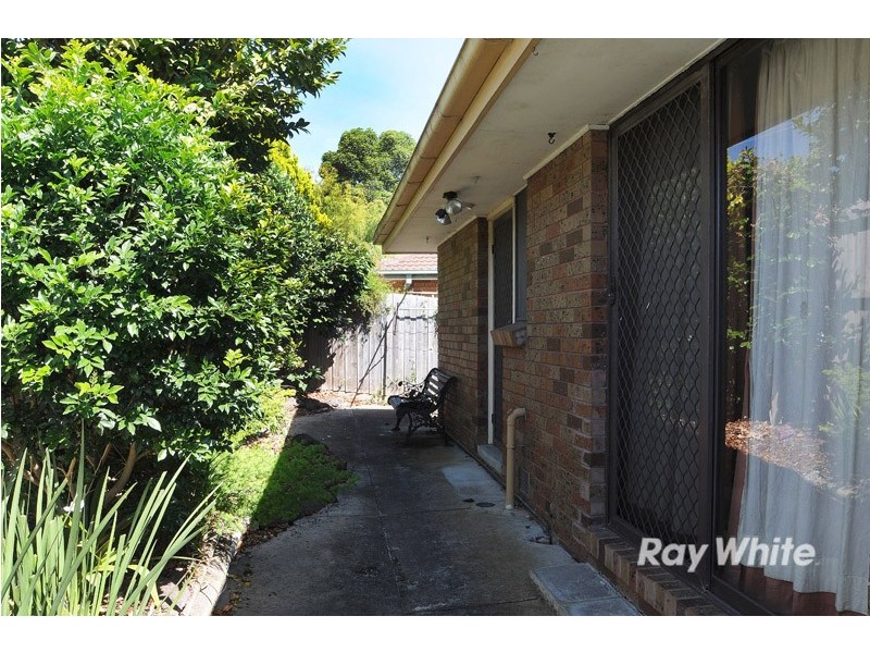 2/2 Holmes Street, Frankston VIC 3199