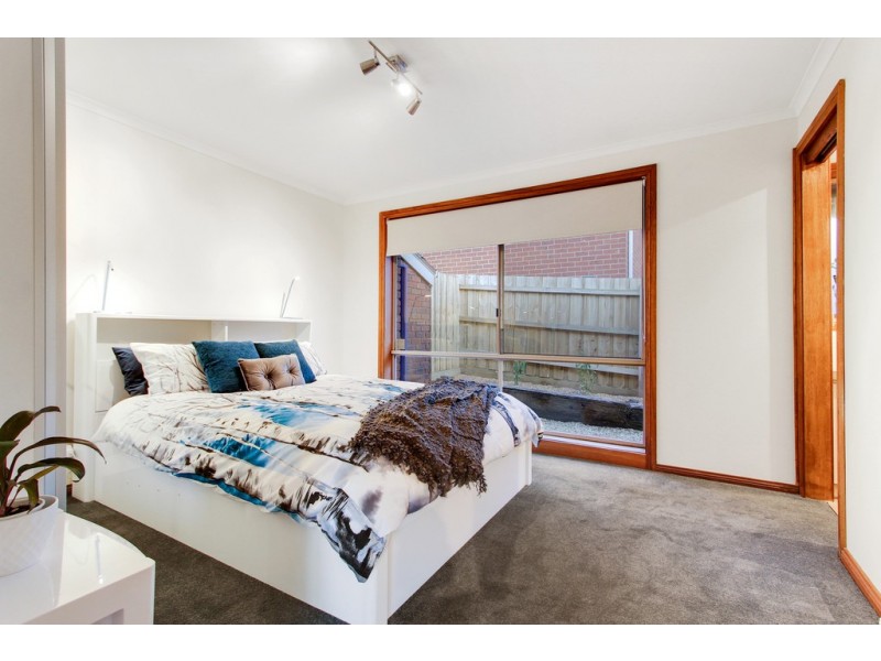 24 Balmerino Square, Frankston VIC 3199