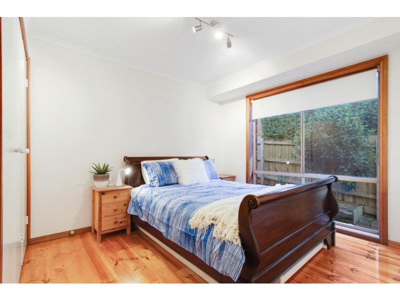 24 Balmerino Square, Frankston VIC 3199