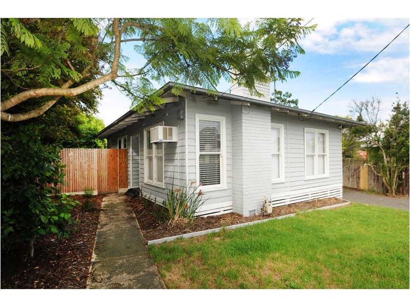 4 Eton Court, Frankston VIC 3199